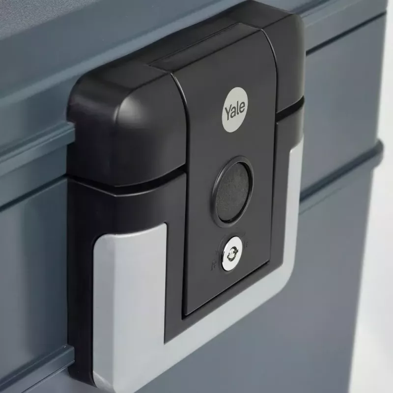 Prenosný trezor Yale YFWC/155/KB1 6,9 l sivý 2 kľúče