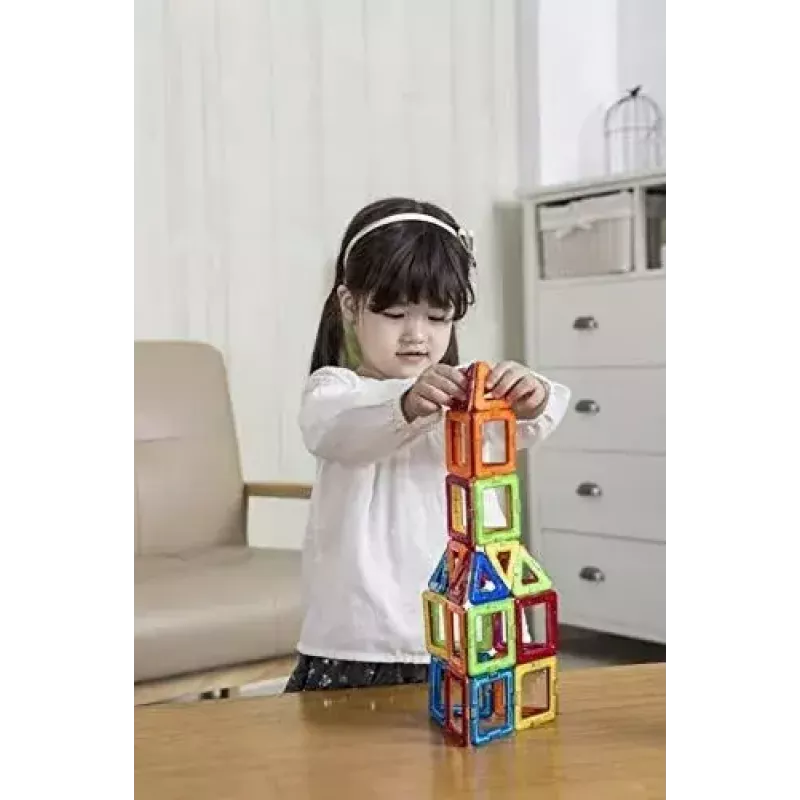 Magformers Magnetic Blocks Basic 30-dielna sada od MAGFORMERS — 30-dielna magnetická stavebnica