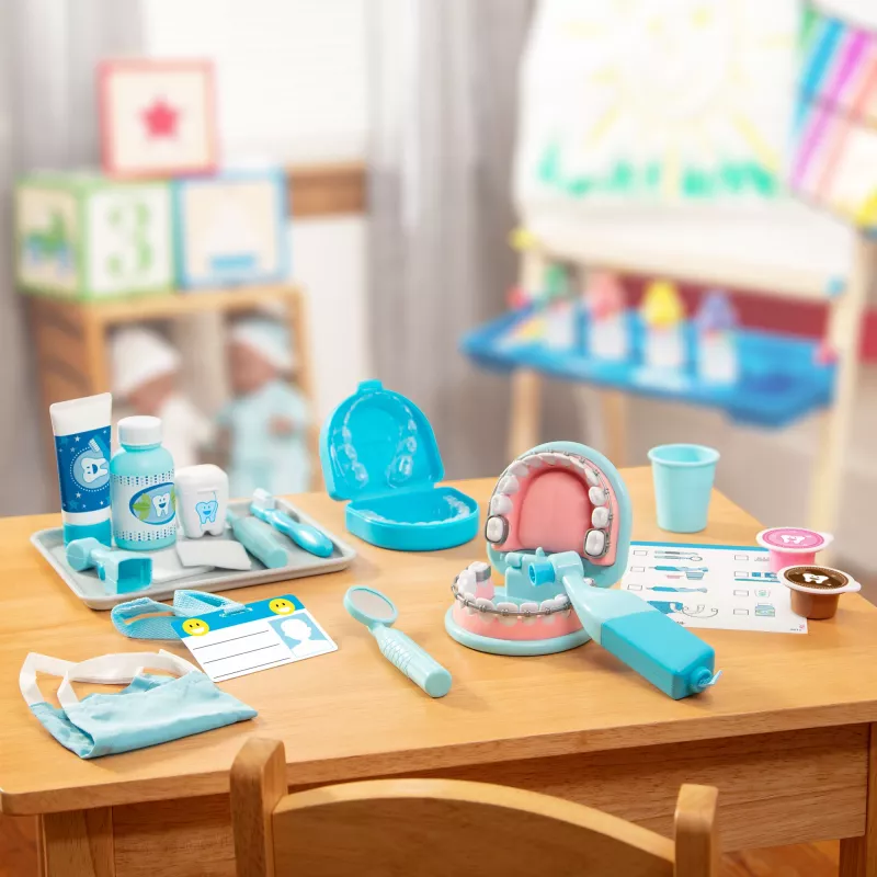 Hračkárska zubárska sada Spinmaster Melissa & Doug Super Smile Dentist, vhodná od 3 rokov, viacfarebná