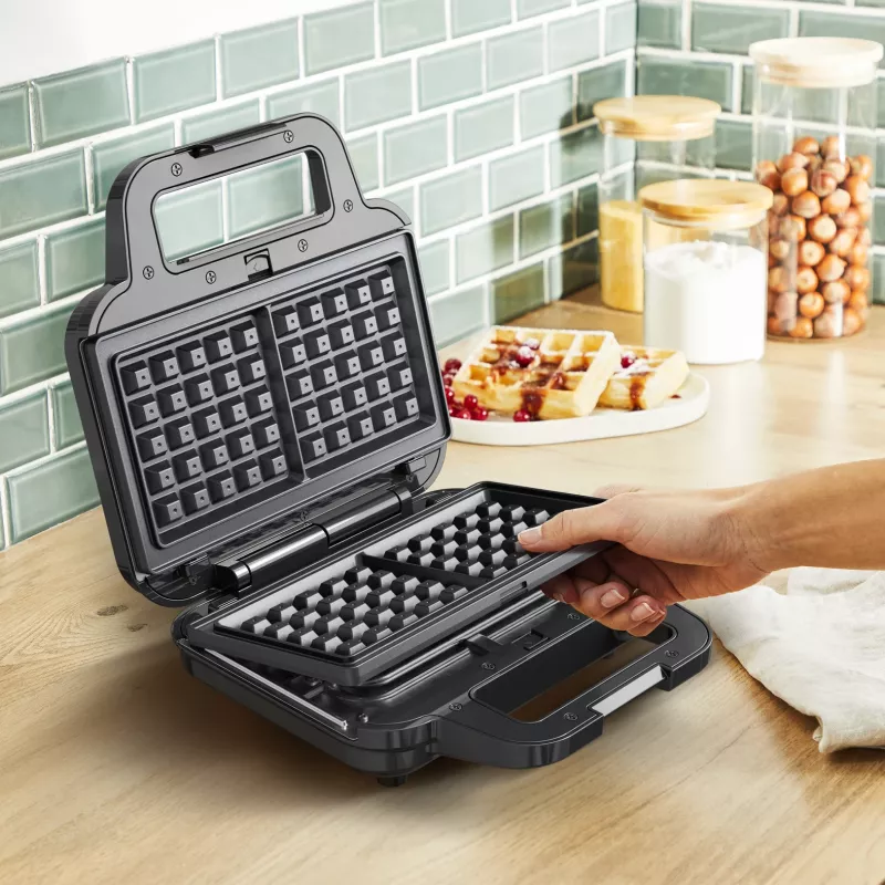 Sendvičovač Tefal SW383D10 700 W čierny, nerez