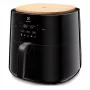 Teplovzdušná fritéza Electrolux EAF7B – 6,8 L, 1800 W, dotykové ovládanie, 8 programov, max. 200 °C, čierna