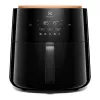 Teplovzdušná fritéza Electrolux EAF7B – 6,8 L, 1800 W, dotykové ovládanie, 8 programov, max. 200 °C, čierna