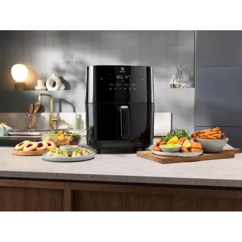 Electrolux EAF7SB samostatná 6,9 L samostatne stojaca 1700 W teplovzdušná fritéza čierna