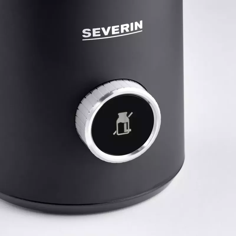 Automatický Severin Spuma 700 Plus čierny nerez