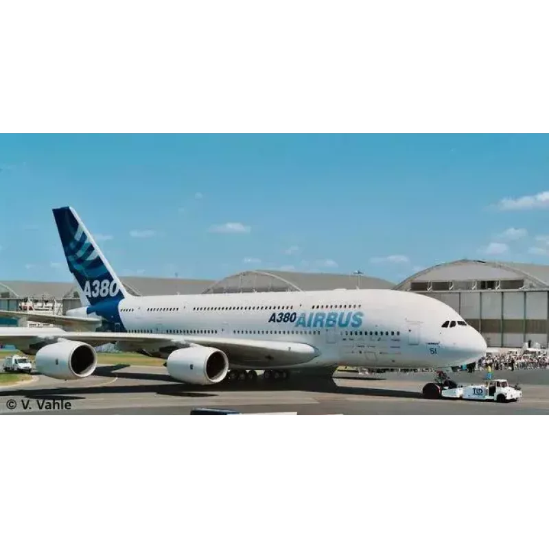 Modelárska stavebnica Revell Airbus A 380 Design nové lakovanie prvý let