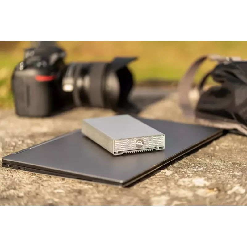 Puzdro na HDD/SSD OWC Mercury Elite Pro mini 2,5 palcov strieborné USB Type-C 10 Gbit/s