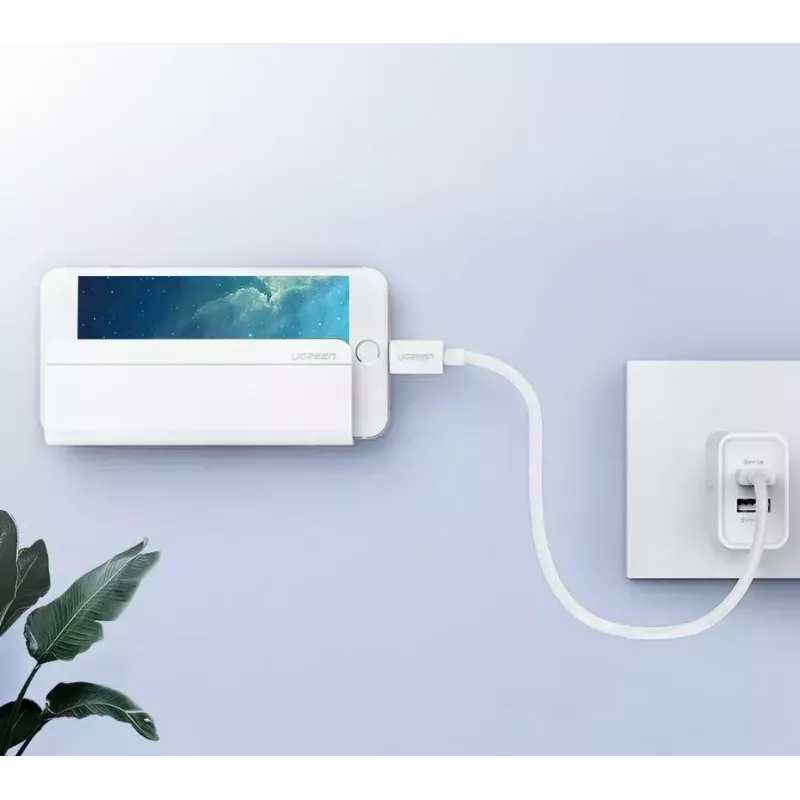 UGREEN 30394 samolepiaci nástenný držiak na nabíjanie telefónu, biely