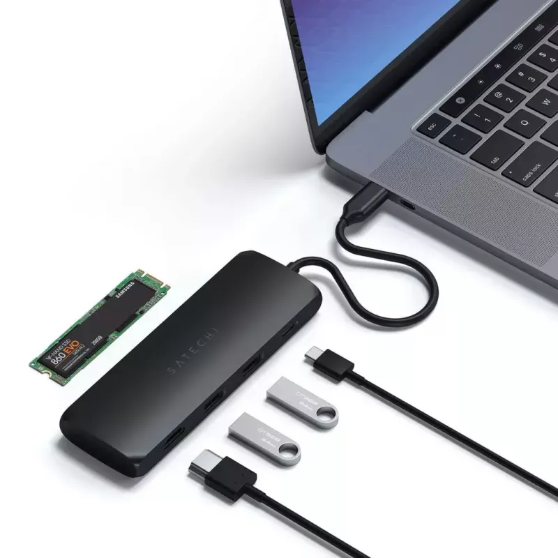 Satechi ST-UCHSEK hybridný multiportový adaptér USB-C s puzdrom na SSD, HDMI, čierny