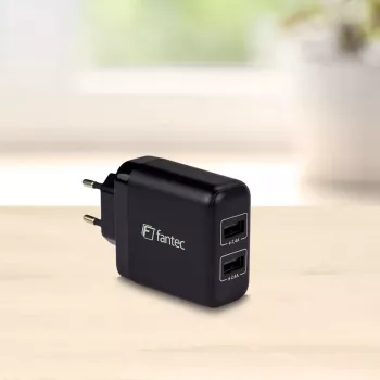 Nabíjačka Fantec SC-A244 Universal čierna AC interiér