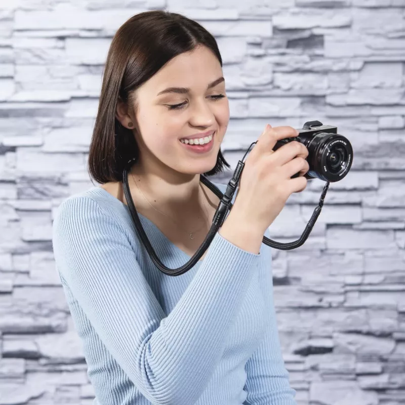 Hama Braid 120 popruh na digitálny fotoaparát nylon čierny