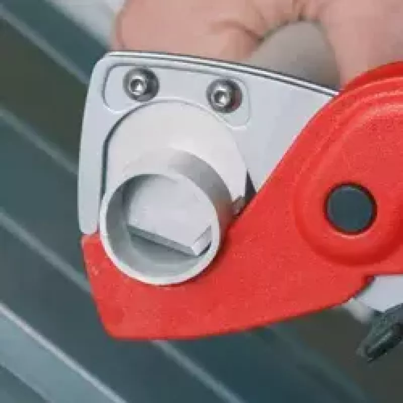 Knipex PlastiCut nožnice na rúry 185 mm (90 20 185)