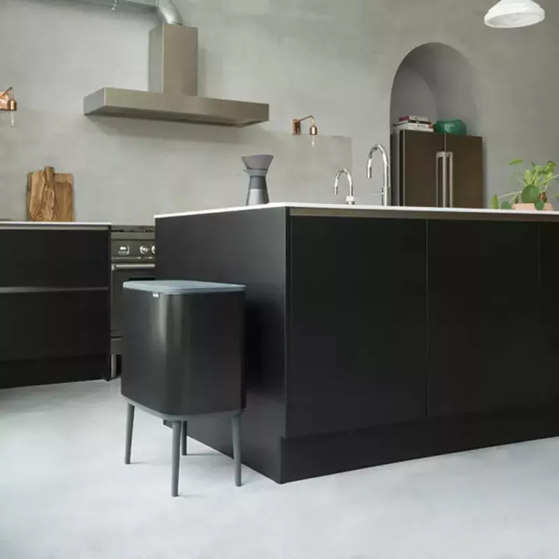 Odpadkový kôš Brabantia 316067 33L obdĺžnikový nerezová oceľ čierny