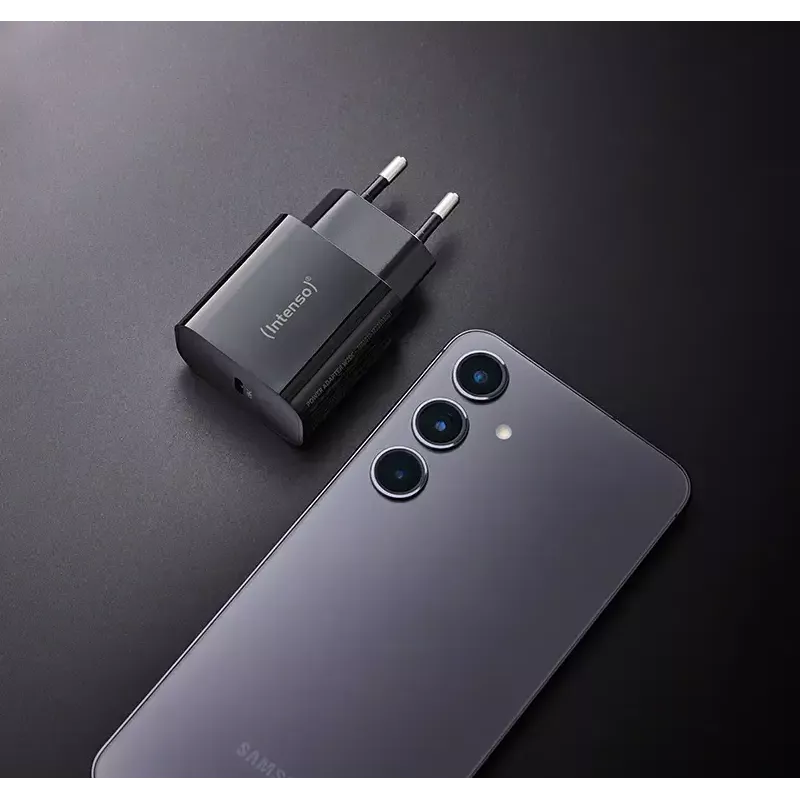 Napájací zdroj Intenso W20C 20W USB-C čierny