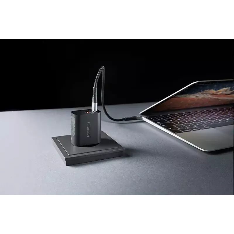 Napájací zdroj Intenso W30AC 30 W USB-A USB-C čierny