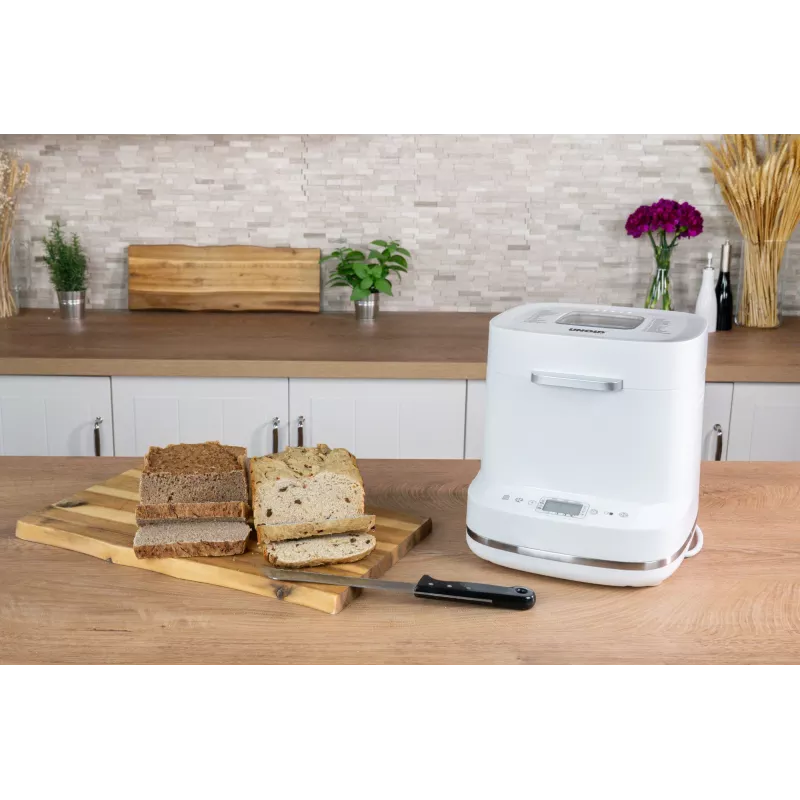 Automatický pekár na chlieb Unold Esge Backmeister Bernd 68120 — 550 W, max. hmotnosť chleba 1 kg, biela, plastové puzdro