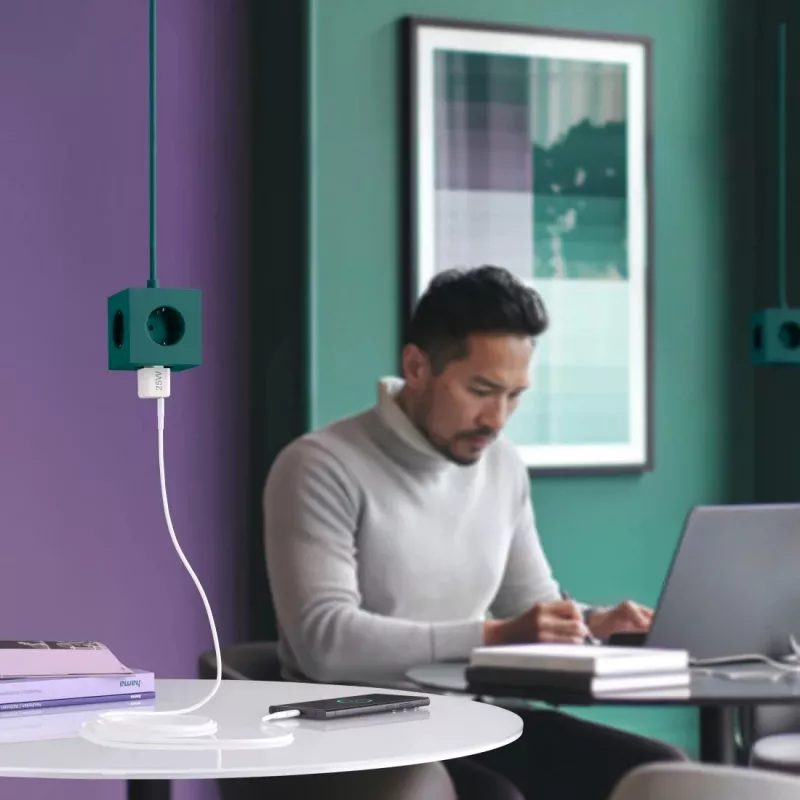 Hama 00201981 mobilná nabíjačka headset, powerbanka, smartfón, tablet biela AC rýchle nabíjanie interiér