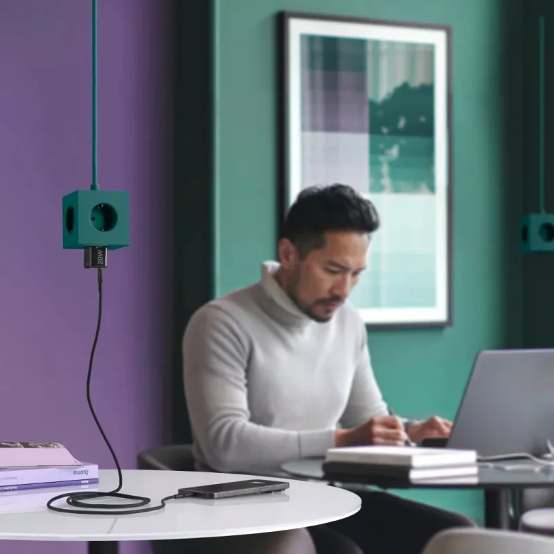 Hama 00201984 nabíjačka pre mobilné zariadenia smartfón čierna AC rýchle nabíjanie interiér