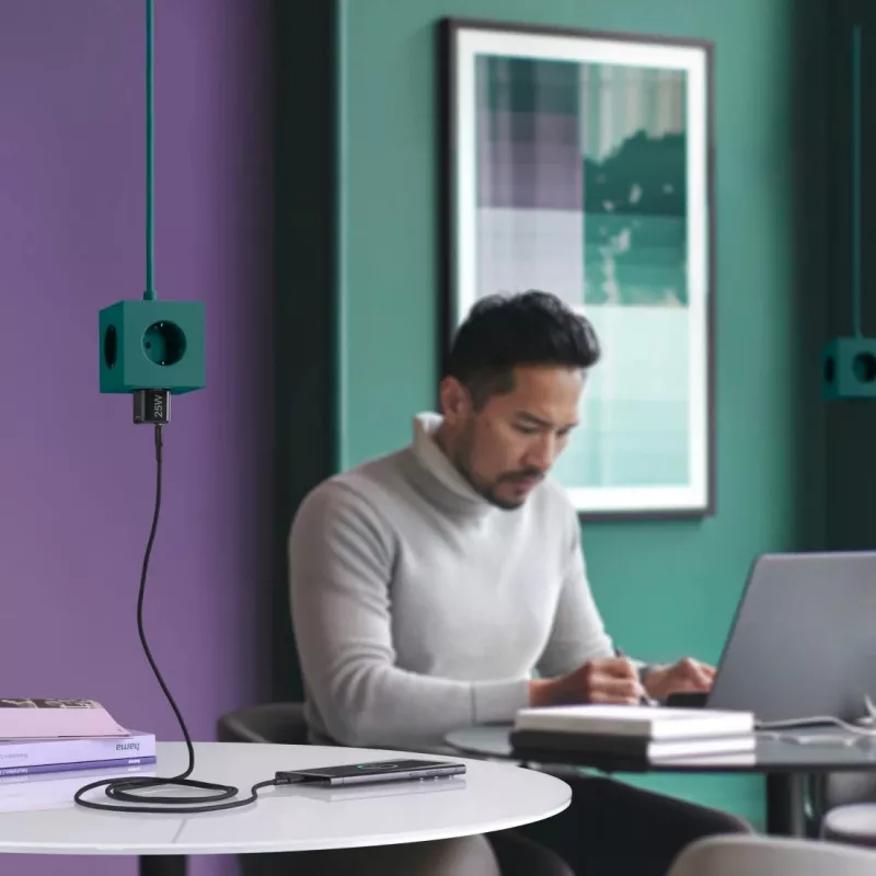 Hama 00201985 nabíjačka pre mobilné zariadenia smartfón čierna AC rýchle nabíjanie interiér