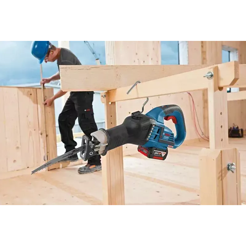 Píla Bosch GSA 18V-32 Professional