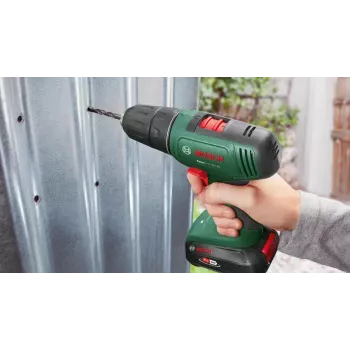 Bosch EasyDrill 18V-40 1630 RPM bez kľúča 1.3 kg čierna, zelená
