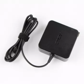 ASUS 0A001-00047100 napájací zdroj/meníč do interiéru 65 W čierny