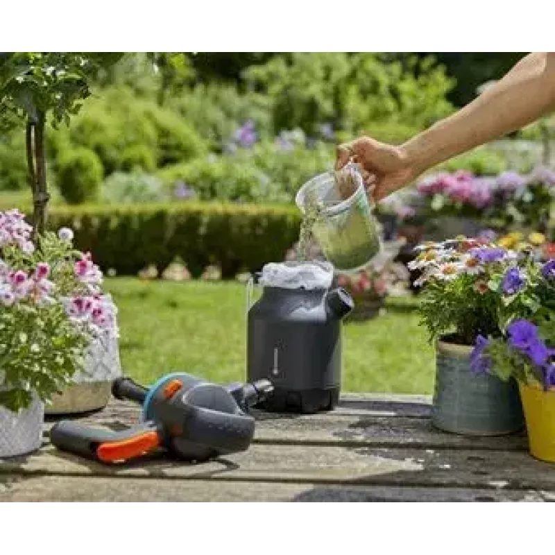 Ručný postrekovač Gardena 11120-20 čierny