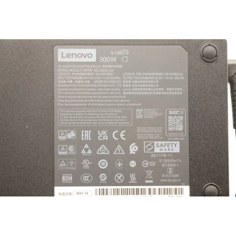 Lenovo 5A10W86290 napájací zdroj/adapter interiérový 300 W čierna