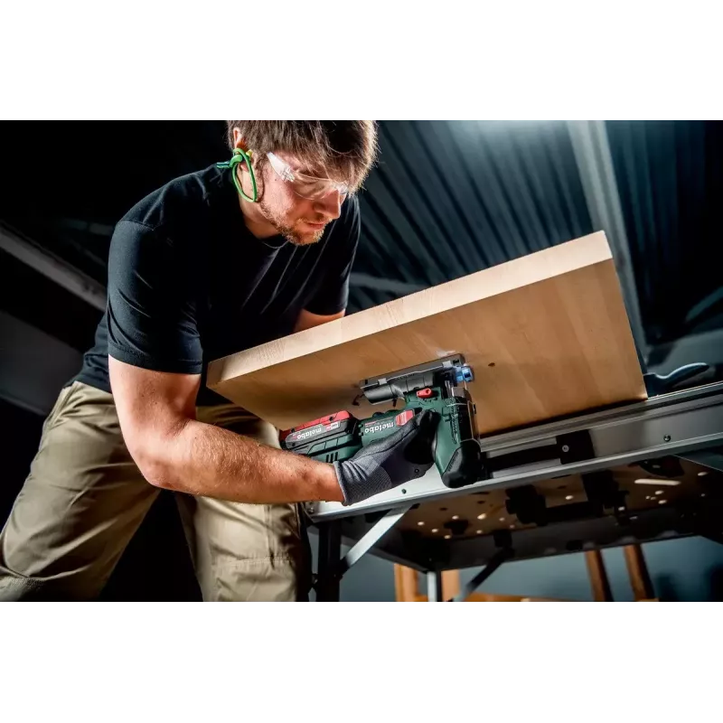 Priamočiara píla Metabo ST 18 LT 130 BL