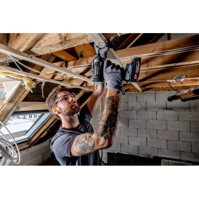 Metabo SSD 18 LT 200 BL 602397850 aku rázový uťahovák, 18 V, 200 Nm, šesťhran 1/4 palca (6,35 mm), bez batérie a nabíjačky, zelený/čierny