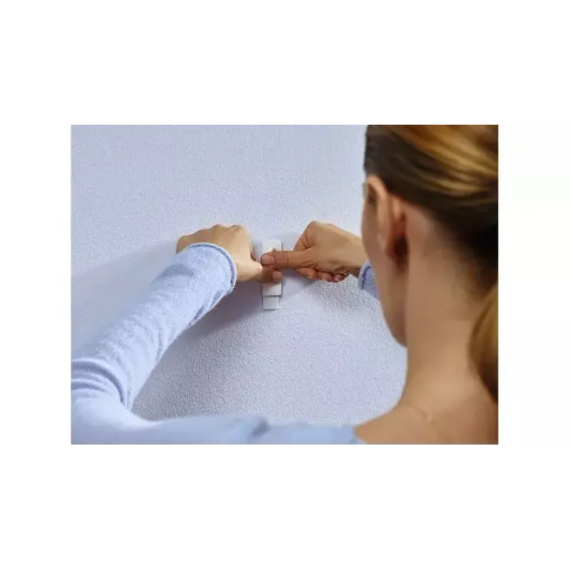 Praktický háčik Tesa Adhesive Nail 77773-00000-00