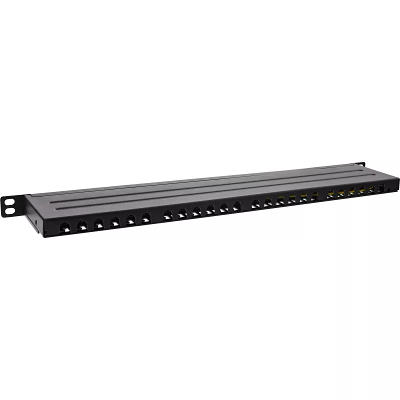 InLine 19 palcový patch panel Cat.6A 0,5U 24-portový, s ochranou proti prachu, čierny