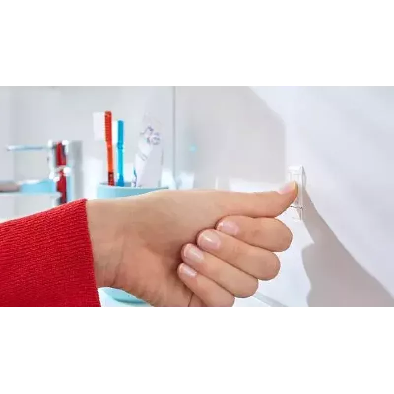 Vešiak na uteráky TESA 57044-00000 kovový interiérový 2 ks