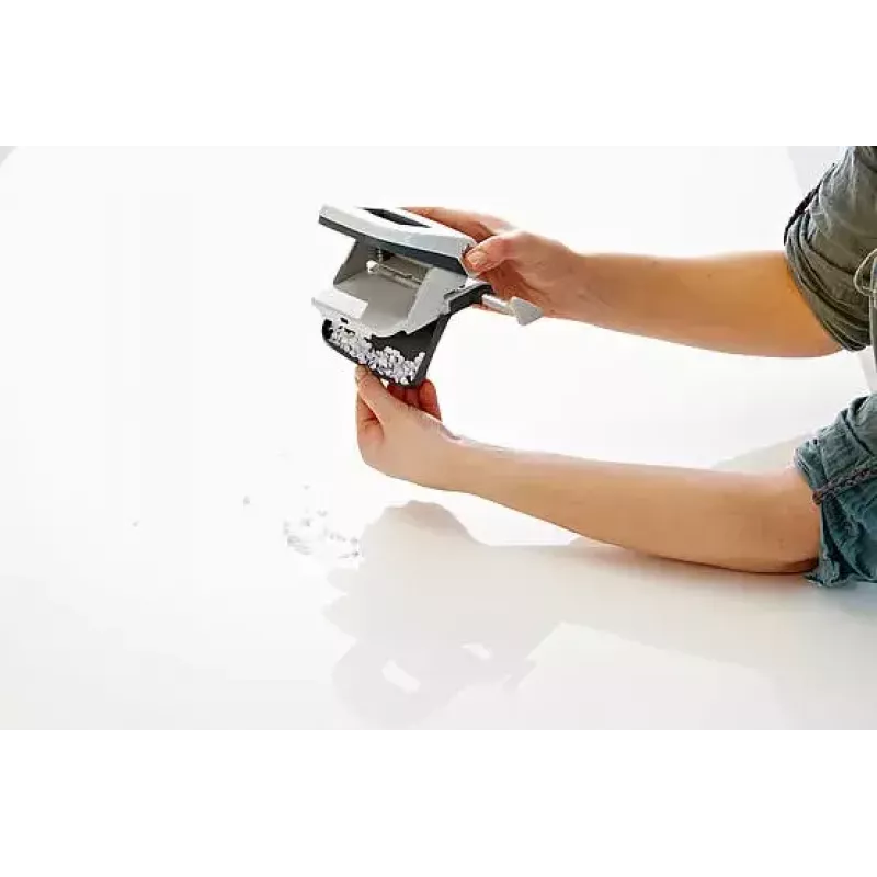 Dieračka Novus E 225 čierna