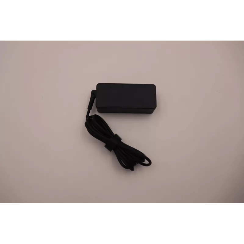 Lenovo 5A10W86299 napájací adaptér/menič interiérový 45 W čierny