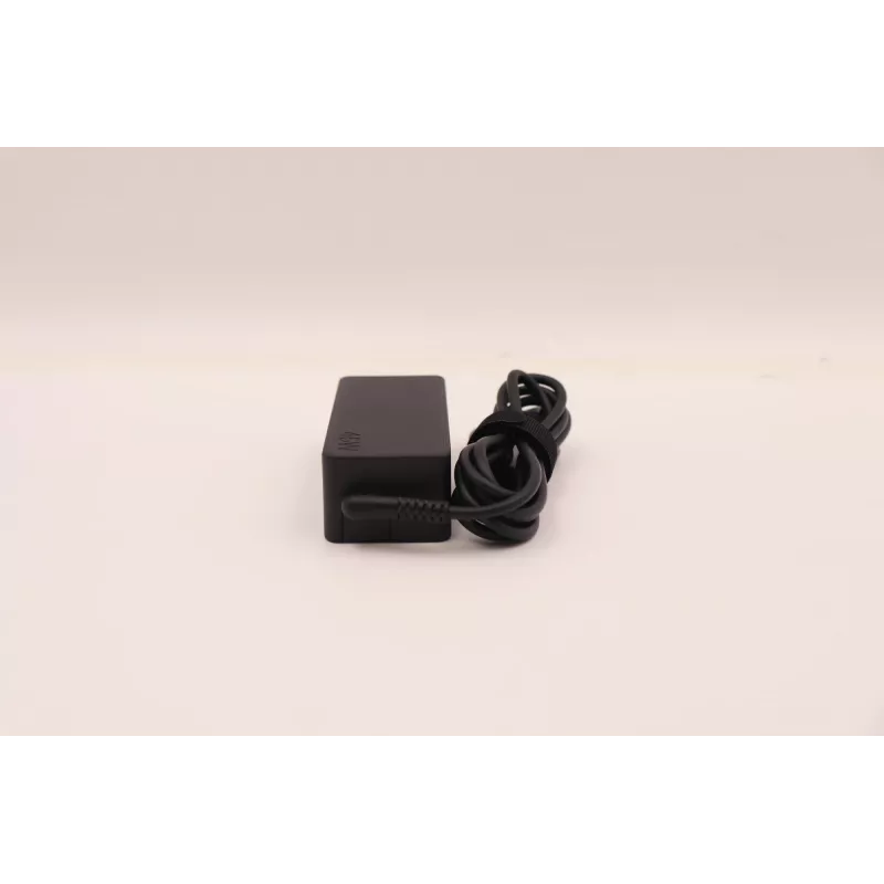 Lenovo 5A10W86299 napájací adaptér/menič interiérový 45 W čierny