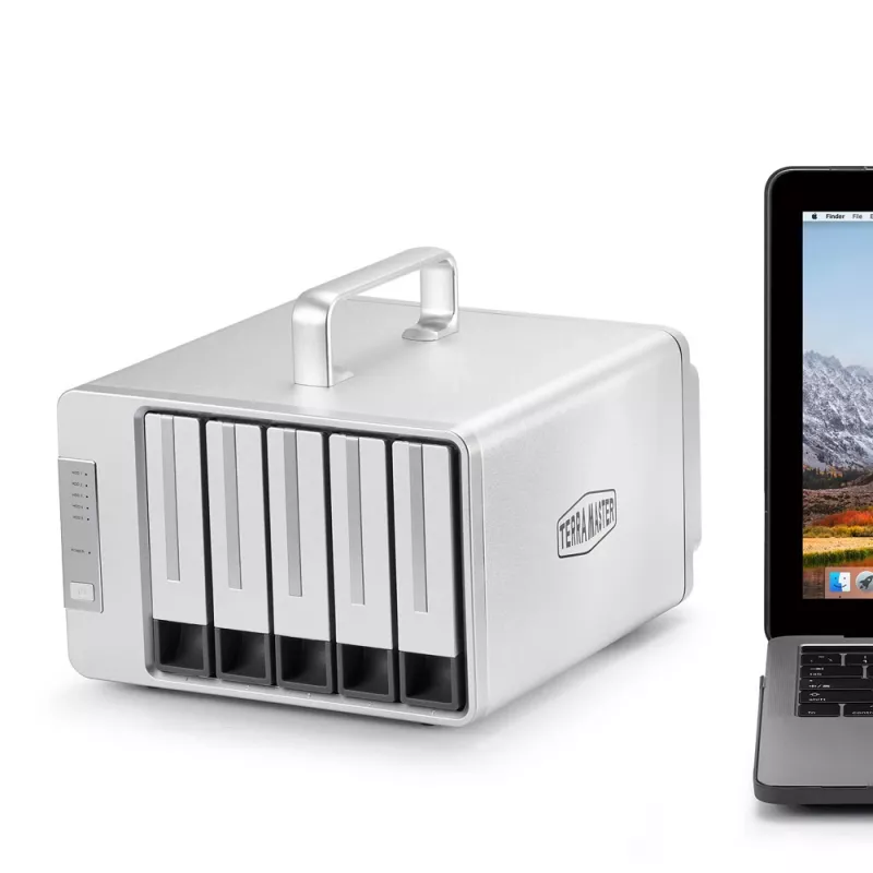 TerraMaster D5 Thunderbolt 3 diskové pole 0 TB desktop sivá