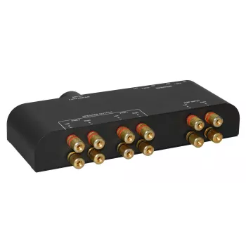 Microconnect MC-GEN-270 audio switch čierny