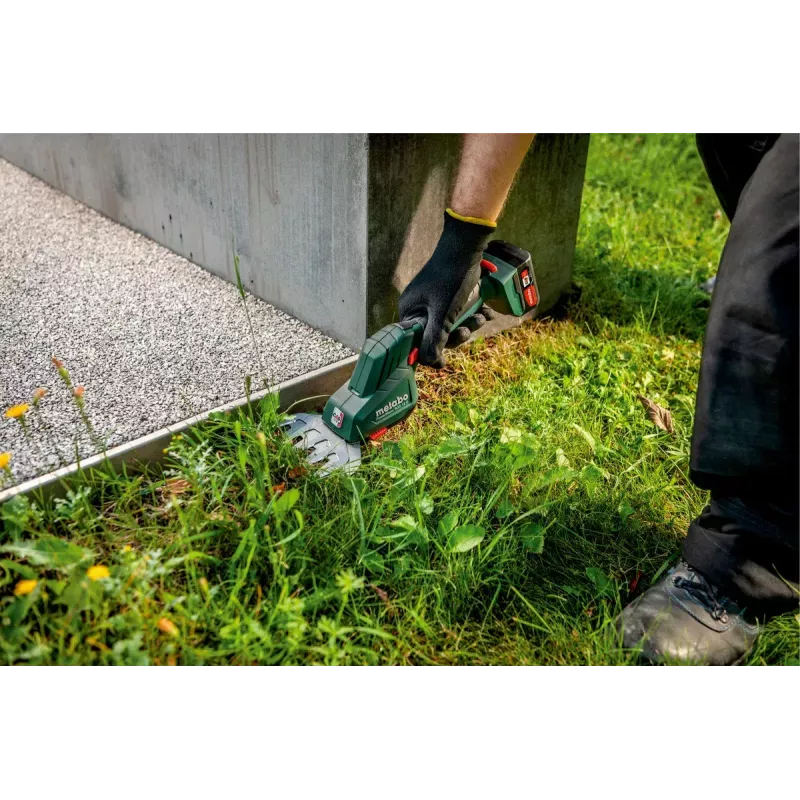 Akumulátorové nožnice na trávu Metabo POWERMAXX SGS 12 Q
