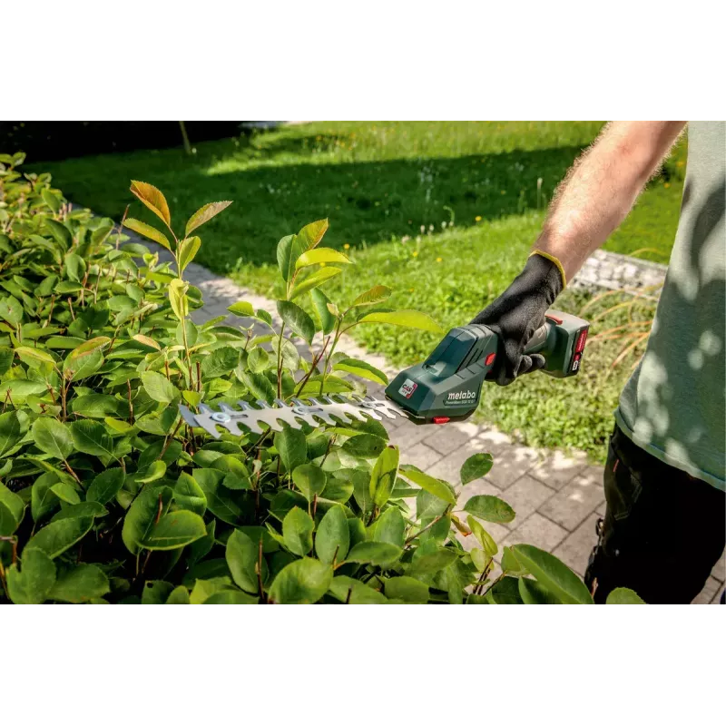 Akumulátorové nožnice na trávu Metabo POWERMAXX SGS 12 Q