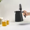 Kanvica Tefal KI6668E0 — 1,7 l, 2400 W, nerezové telo, čierna