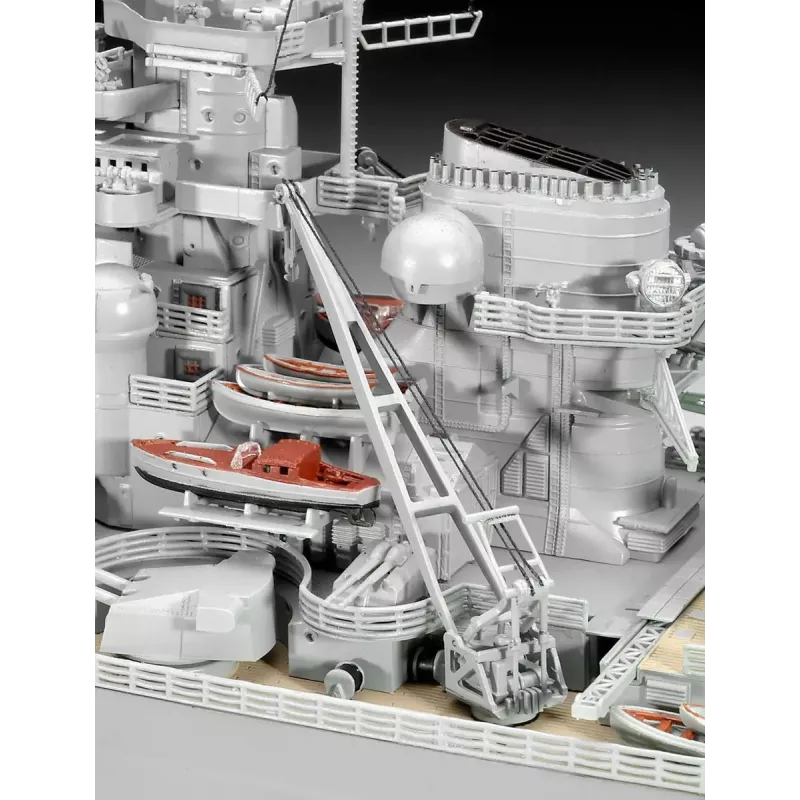 Model vojenskej lode Revell Bismarck stavebnica 1:350