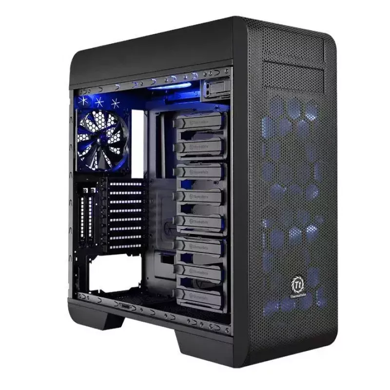 PC skriňa Thermaltake Core V71 Full Tower čierna