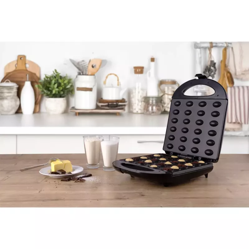 Waffleovač Mesko MS 3041 — 1600 W, čierny, robí 24 eliptických wafiel (220–240 V)
