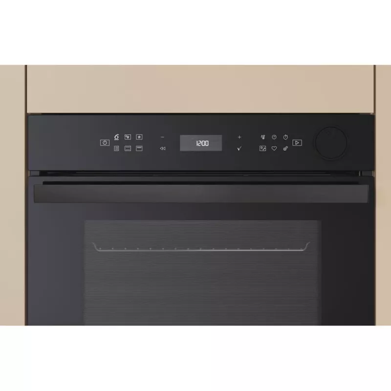 Whirlpool AKZ9S 8260 FB 73 L 3650 W čierna