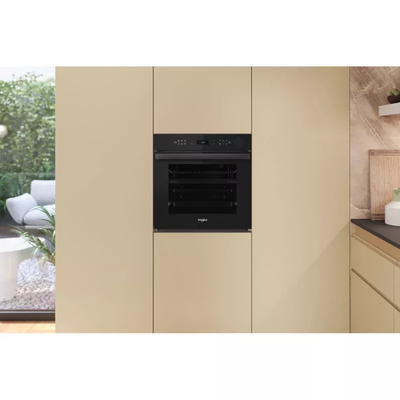 Whirlpool AKZ9S 8260 FB 73 L 3650 W čierna
