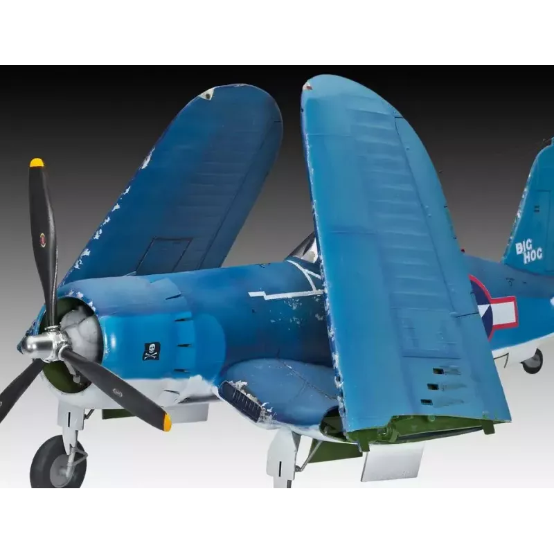 Model lietadla Revell Vought F4U-1A CORSAIR