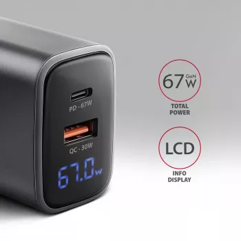 Nástenná nabíjačka AXAGON ACU-PQ67D, 67W, USB-C PD3.0 + USB-A QC4+, 2 výstupy, LCD displej, 100–240V