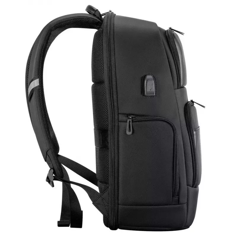 Batoh na notebook MODECOM CREATIVE 15.6 palca — puzdro na 15.6-palcové notebooky, viacero vreciek, polstrované popruhy