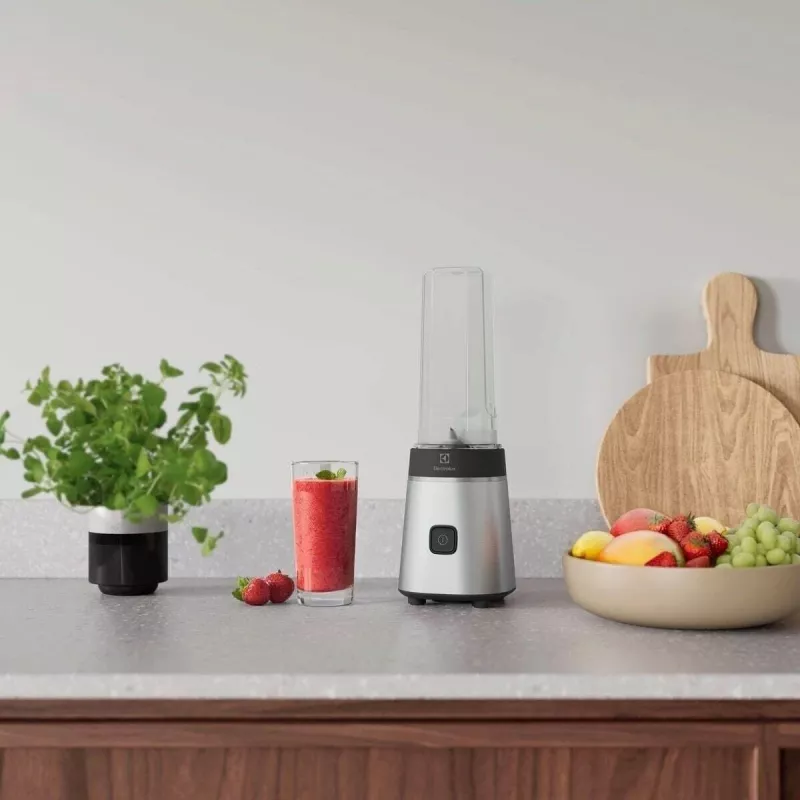 Electrolux Create 3 E3SB1-4ST športový mixér, 300 W