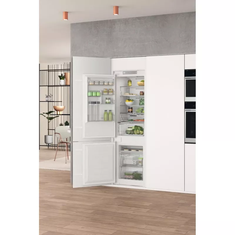 Whirlpool WHC18 T322 vstavaná chladnička 250 L
